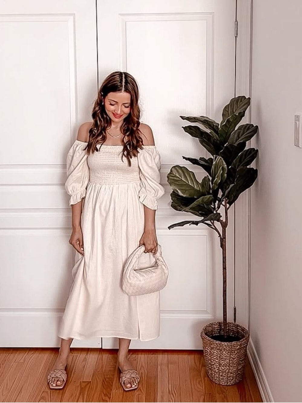 GAP Linen blend Smocked Puff-Sleeve Midi Dress - Picture 3 of 5